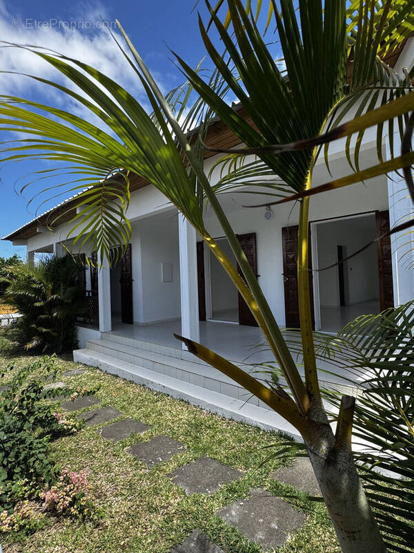 Photo 1 - Maison à LE TAMPON