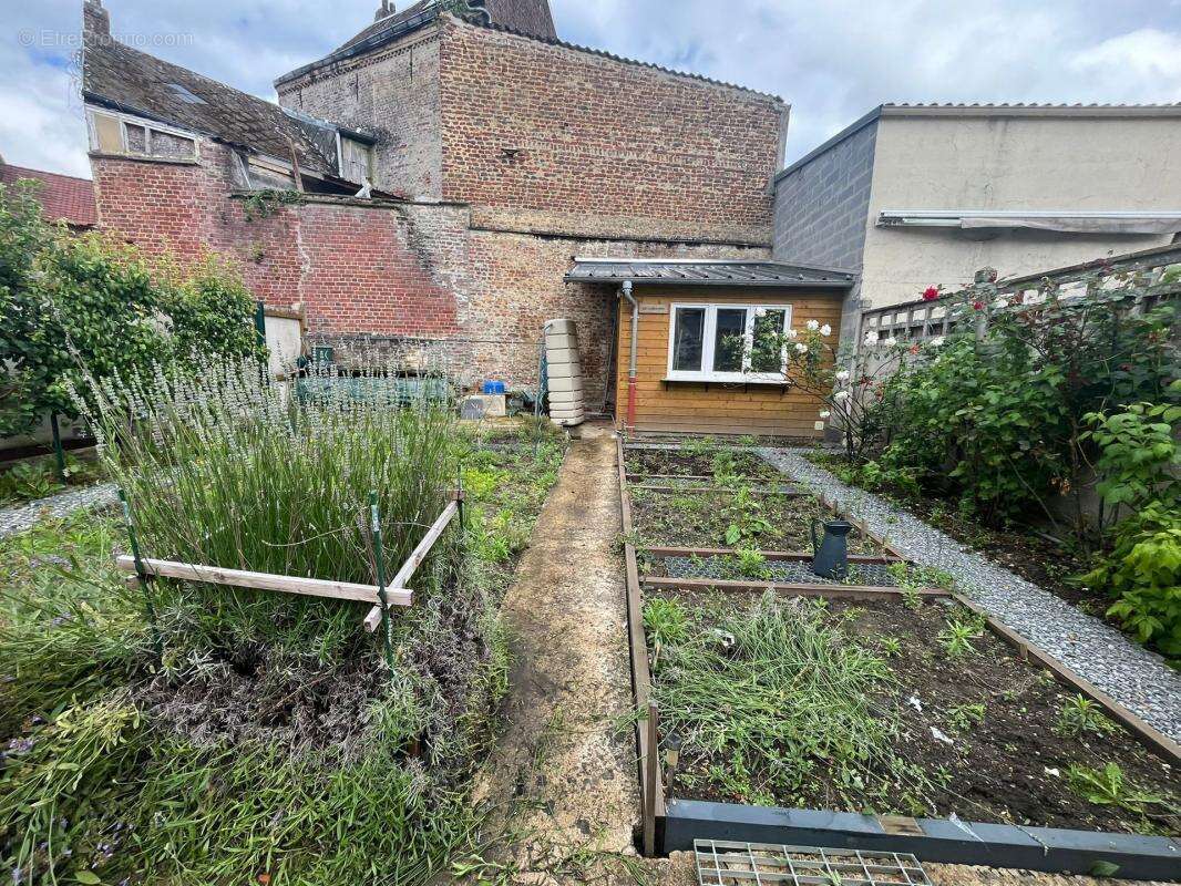  coup de cœur – maison mitoyenne 2 chambres (possible 4) jardin & garage  - photo 9
