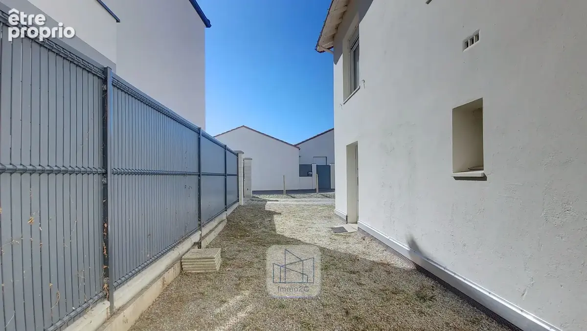 Basse-Goulaine - T2 bis avec extérieur ! - photo 4