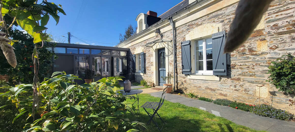 Maison à JUIGNE-SUR-LOIRE