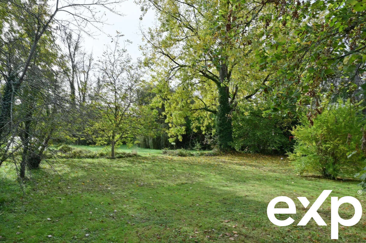Maison à BAGAT-EN-QUERCY