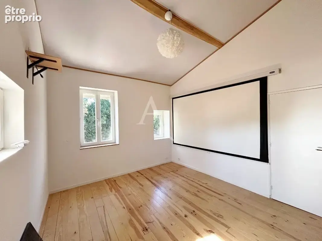 Maison Daux 4 pièce(s) 152 m² sur 336 m² de terrain - photo 9