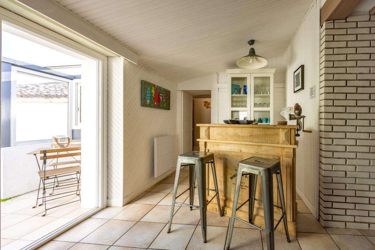 Maison de plain pied de 137m² - photo 7