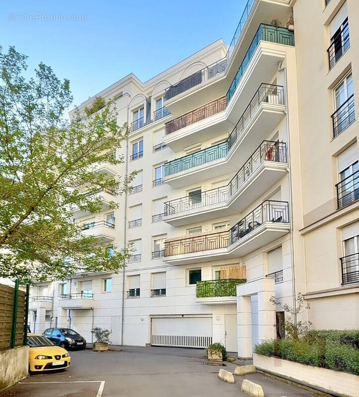 Appartement à NEUILLY-PLAISANCE