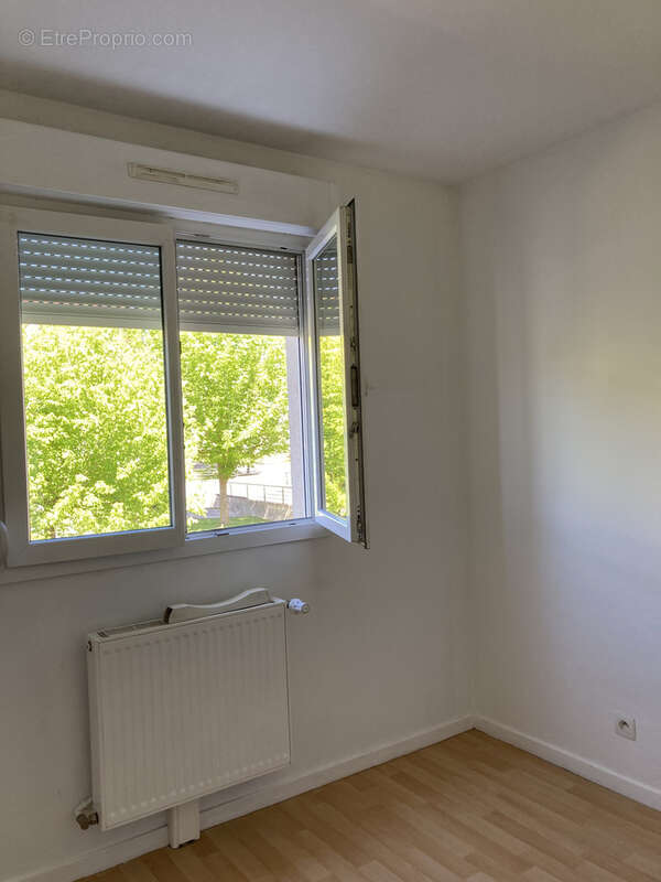 Appartement à GRAND-CHARMONT
