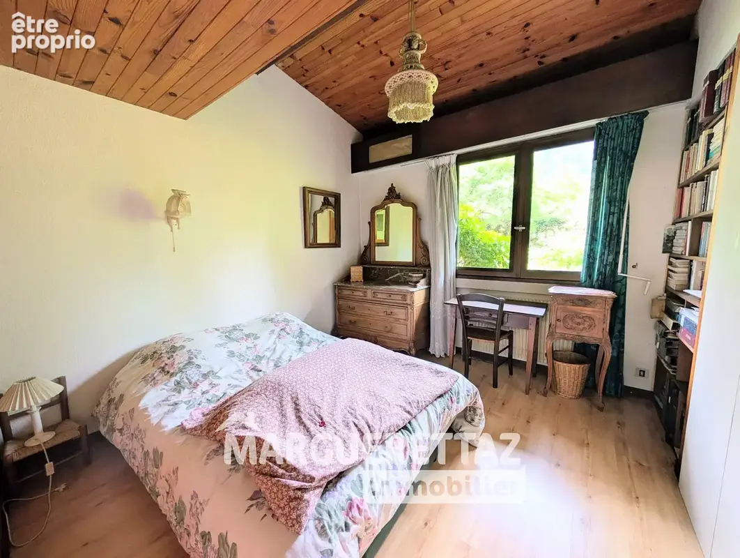 Maison de 115m² avec dépendances et garages - 2400m² terrain - St Jeoire - photo 12