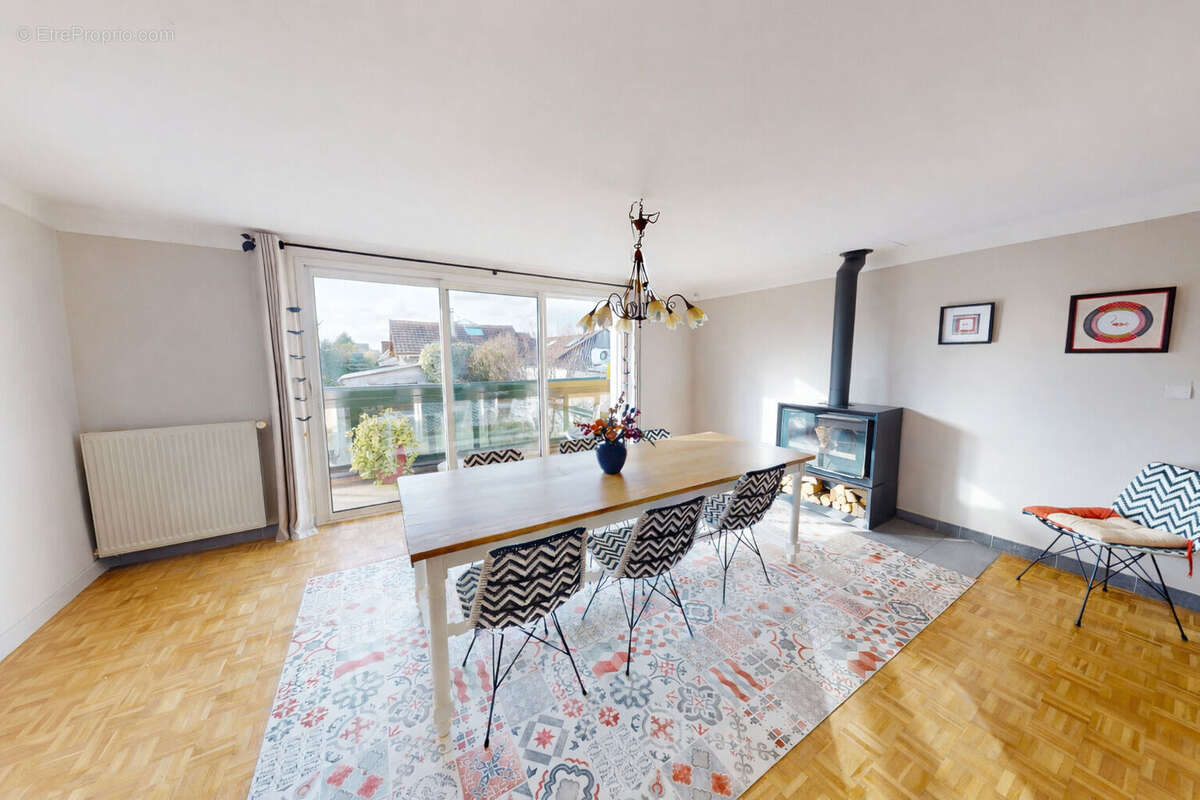 Maison familiale atypique avec piscine intérieure et espace bien-être - Torcy - photo 7