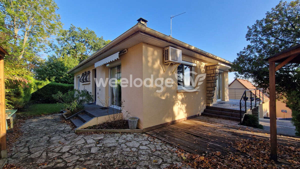 Maison à JOUY-LE-MOUTIER