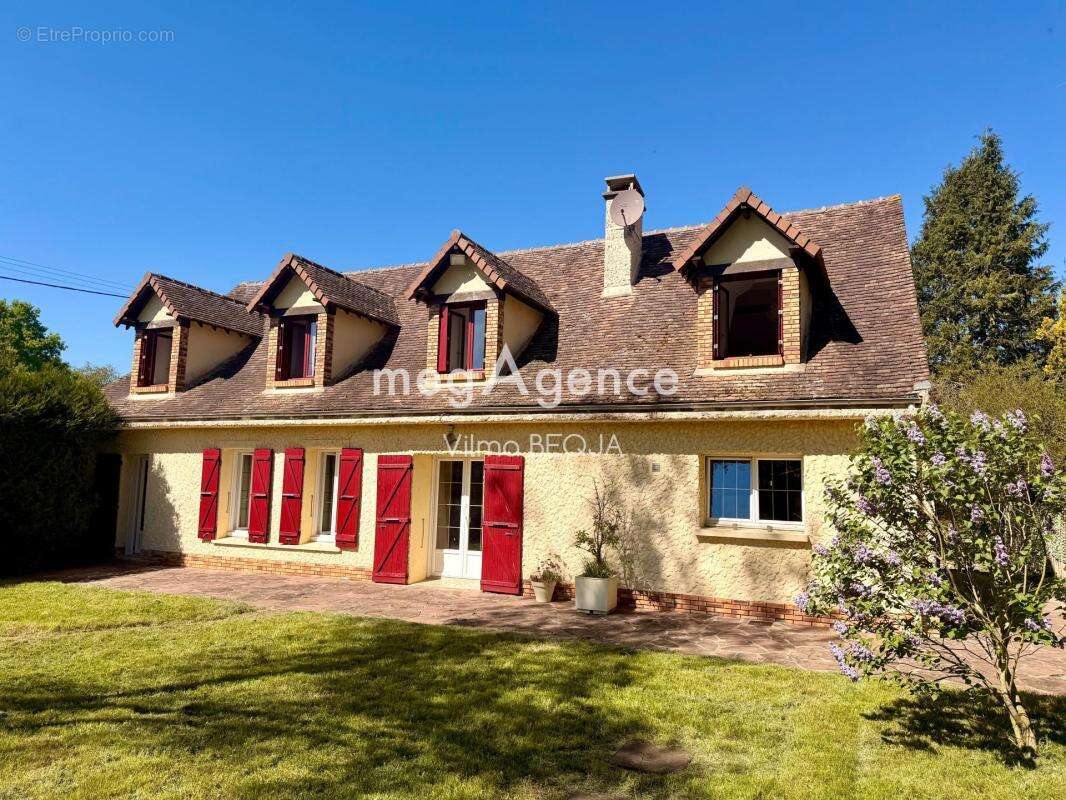 Maison à VALLERY