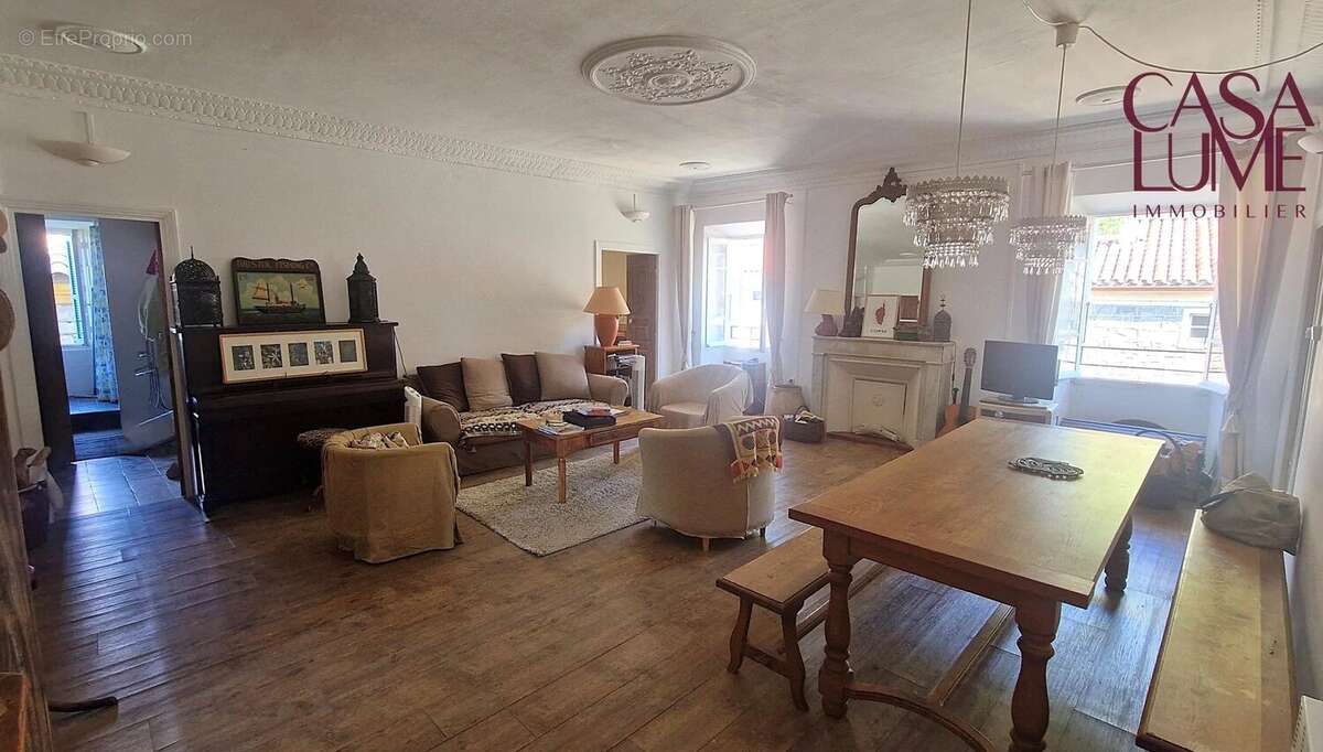 F6 de 125 m² + Studio de 28 m² + caves - photo 2
