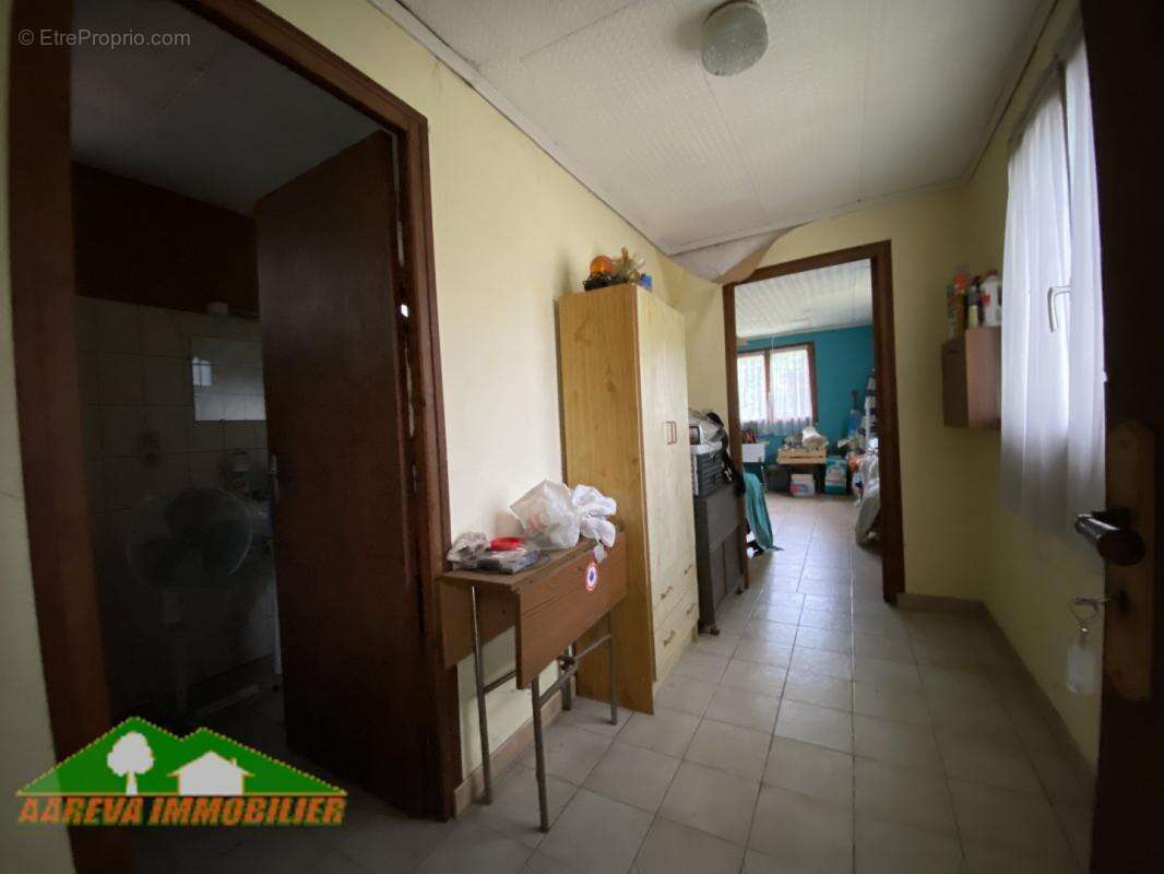 Local commercial - photo 6