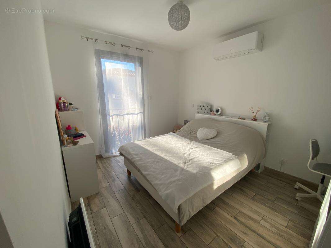 Maison à MAUGUIO