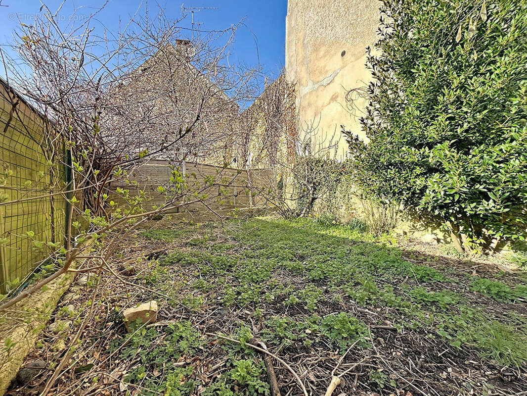 Maison à NEAUPHLE-LE-CHATEAU