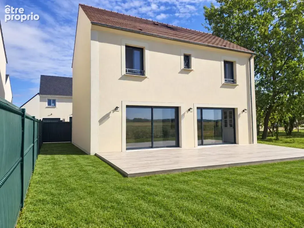 Maison à LEUDEVILLE