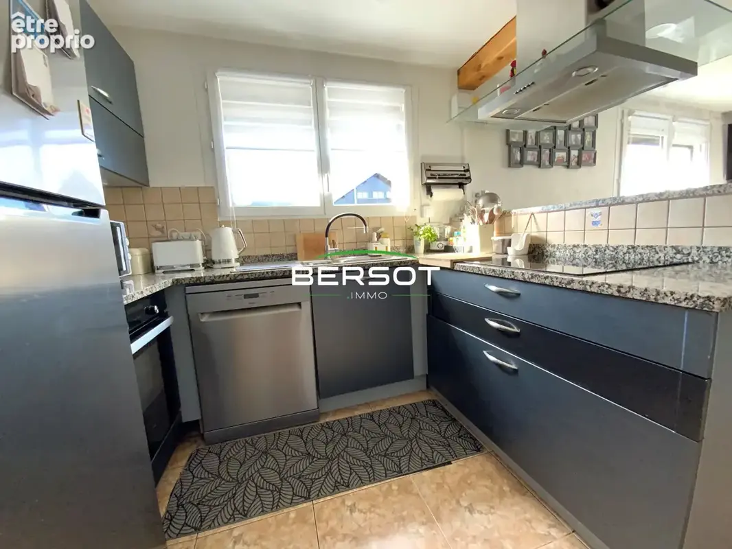Maison familiale de 102 m²  sur 1 000 m² de terrain, à 10 minutes de Morteau - photo 9