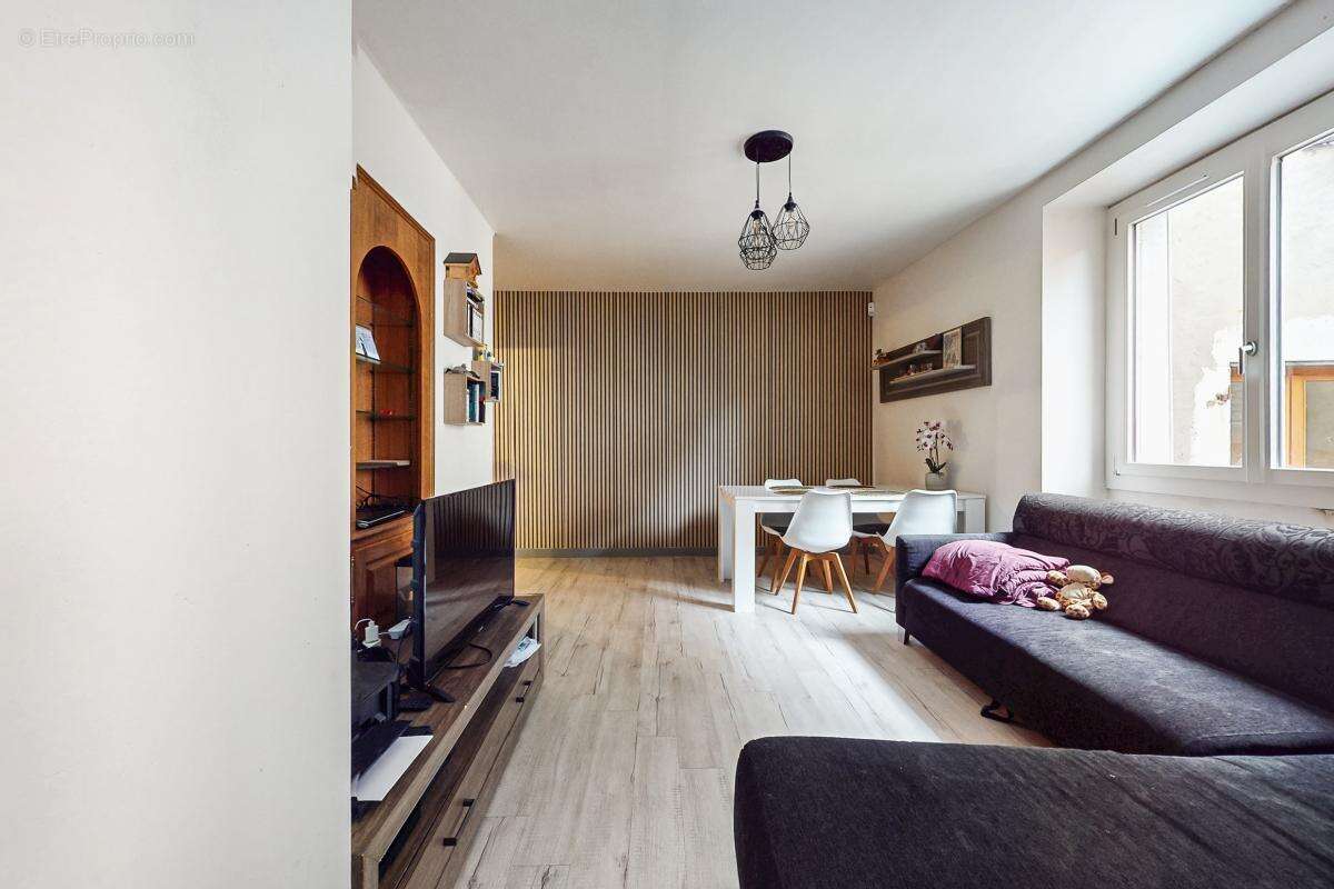 Appartement à SEYSSEL