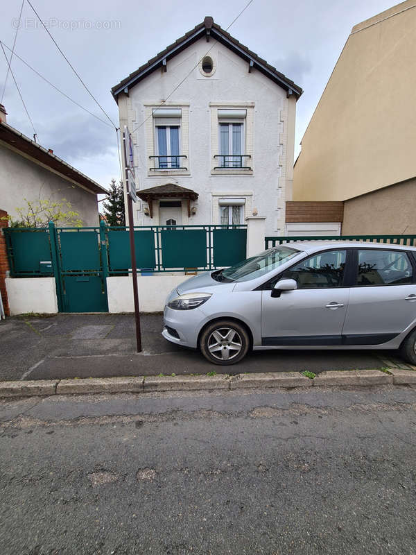 Maison à LE BOURGET
