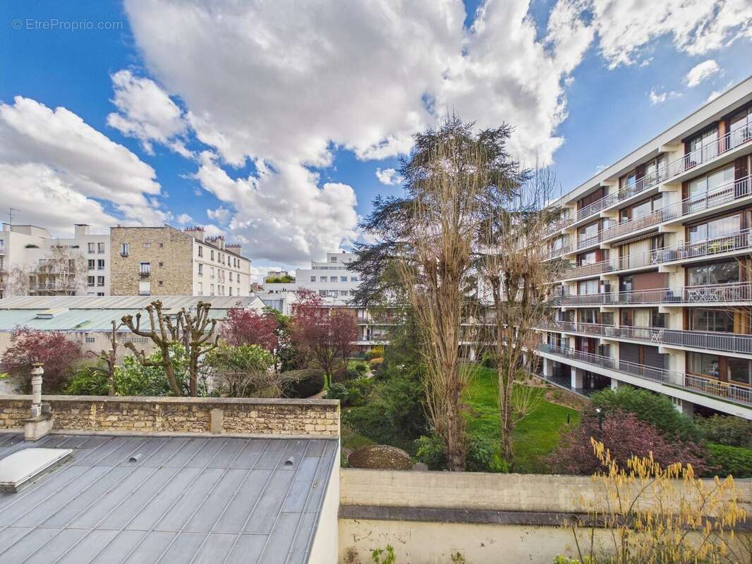 Appartement à LEVALLOIS-PERRET