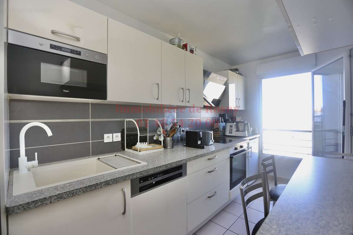 Appartement 98 m² à Rosny-Sous-Bois  - photo 4