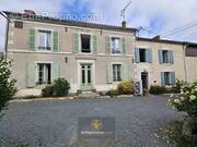 Maison à SAINT-HILAIRE-LA-PALUD