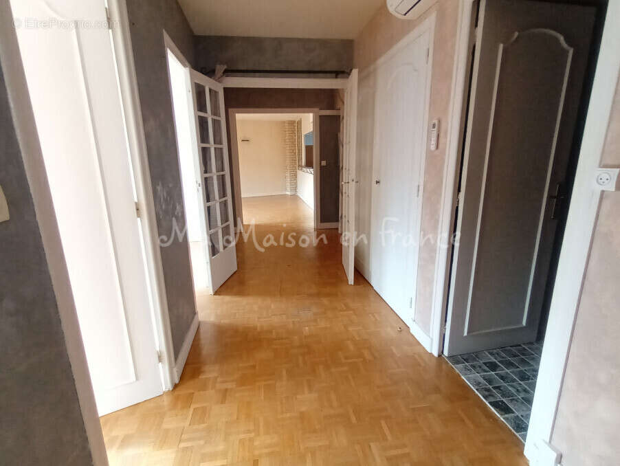 Appartement à VICHY