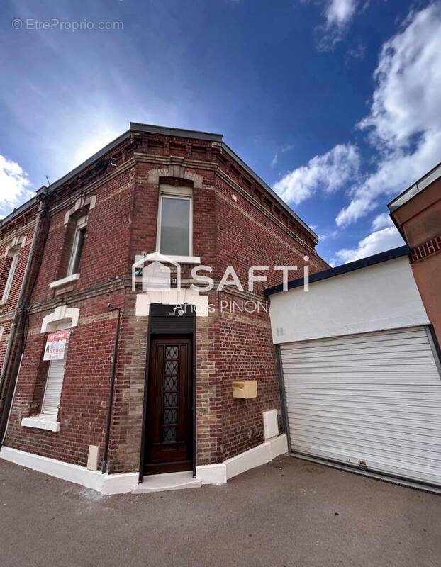 Photo 2 - Maison à SAINT-QUENTIN