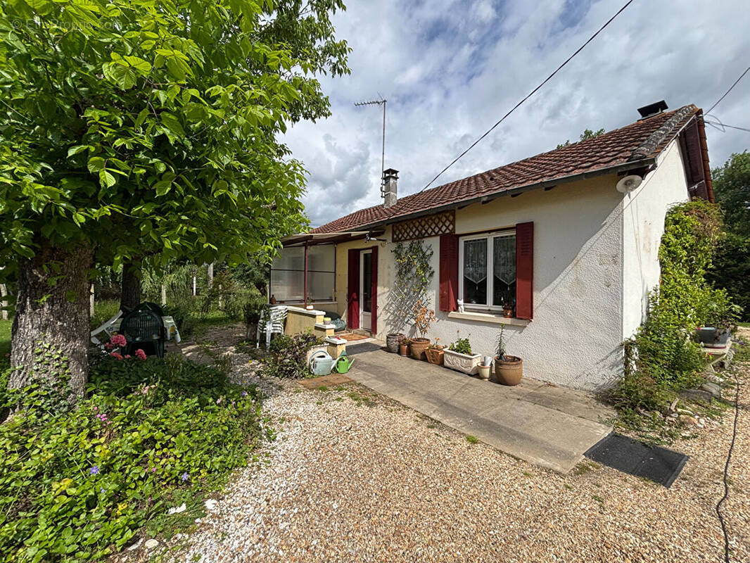 Maison à MONTPON-MENESTEROL