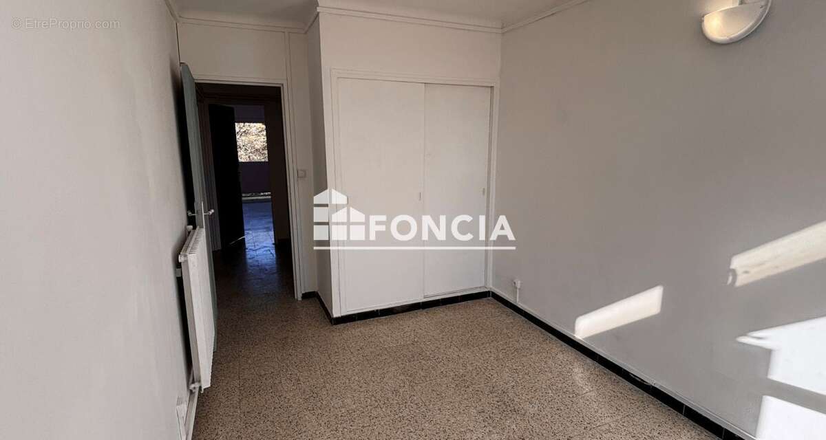 Appartement à MARSEILLE-15E