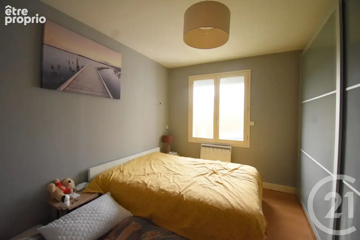 Maison 4 pièces 111 m² à vendre à Saint-Germain-Des-Fosses (03260) - photo 3