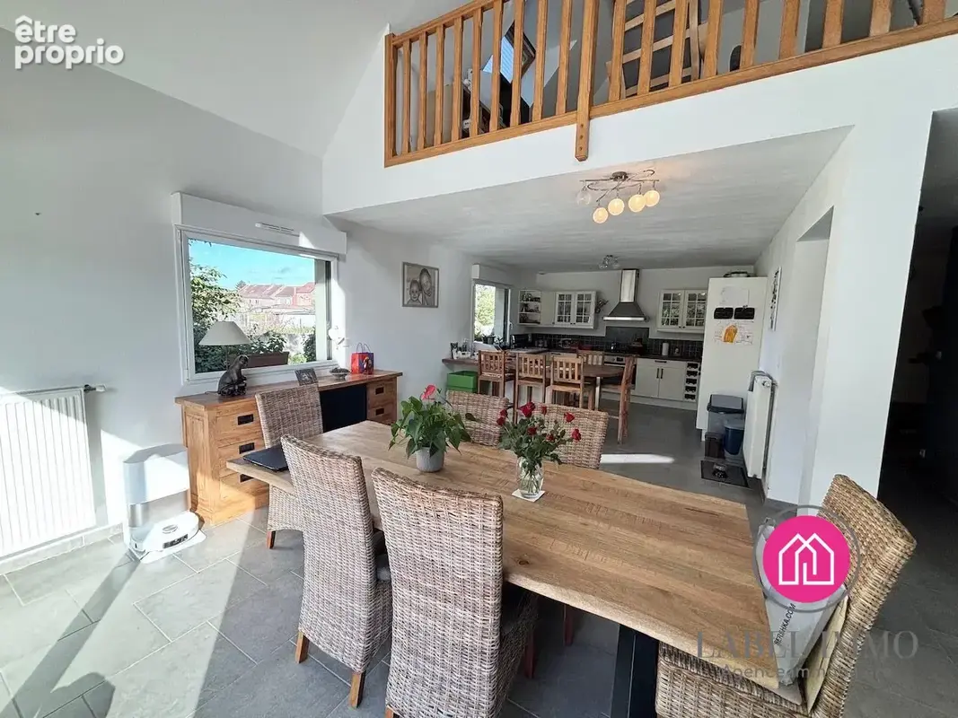 Maison 7 pièces 170 m² à vendre à Crespin (59154) - photo 2