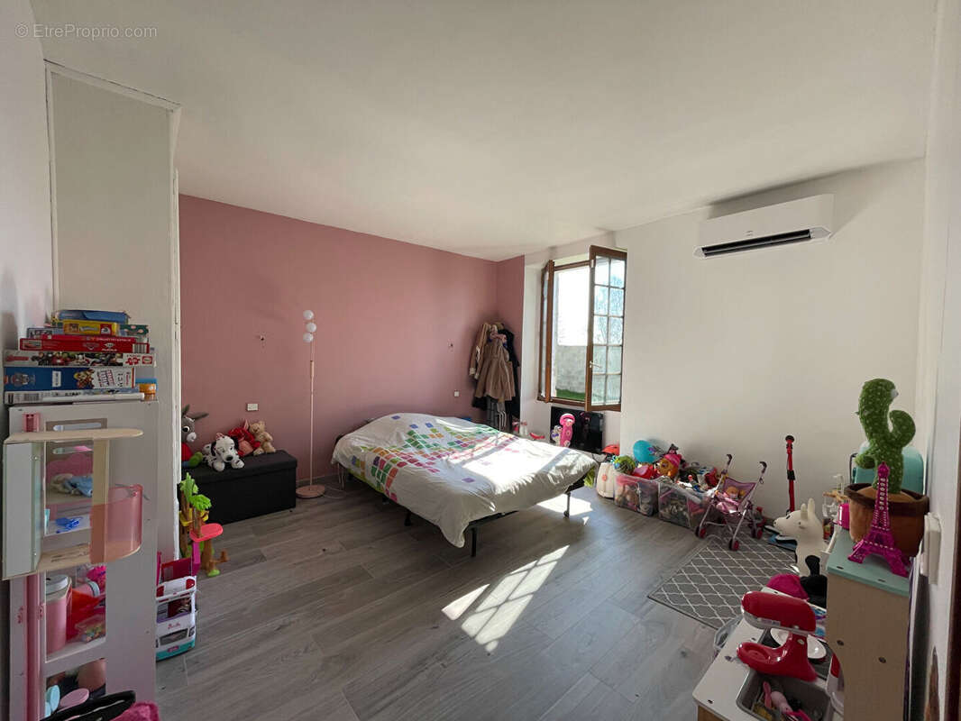 Maison Sivry Courtry 6 pièce(s) 155 m² - photo 6