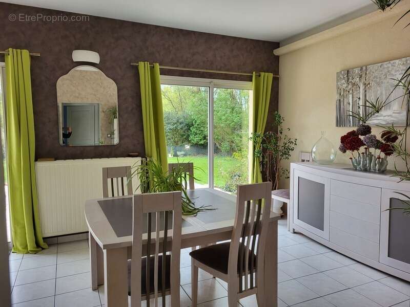 Maison à ROEZE-SUR-SARTHE