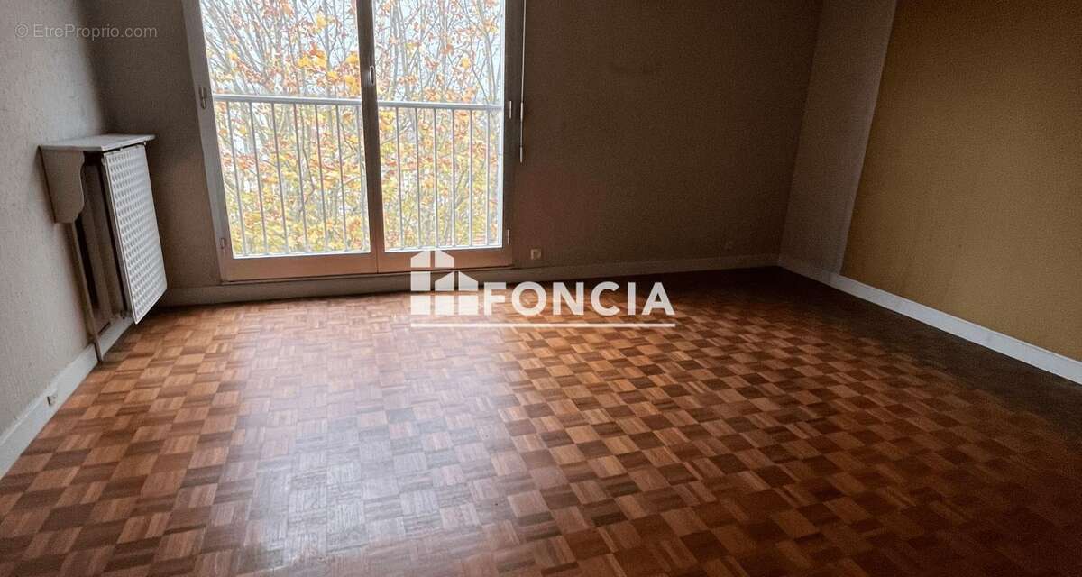 Appartement à AULNAY-SOUS-BOIS
