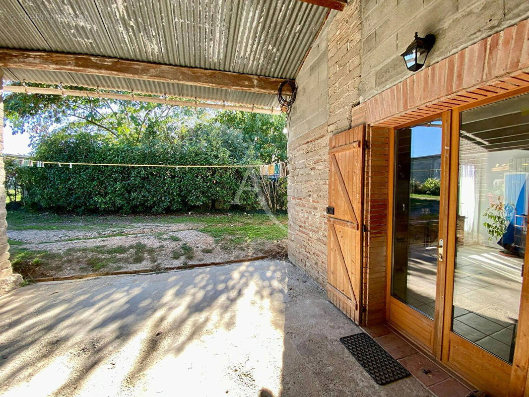 Maison à BUZET-SUR-TARN