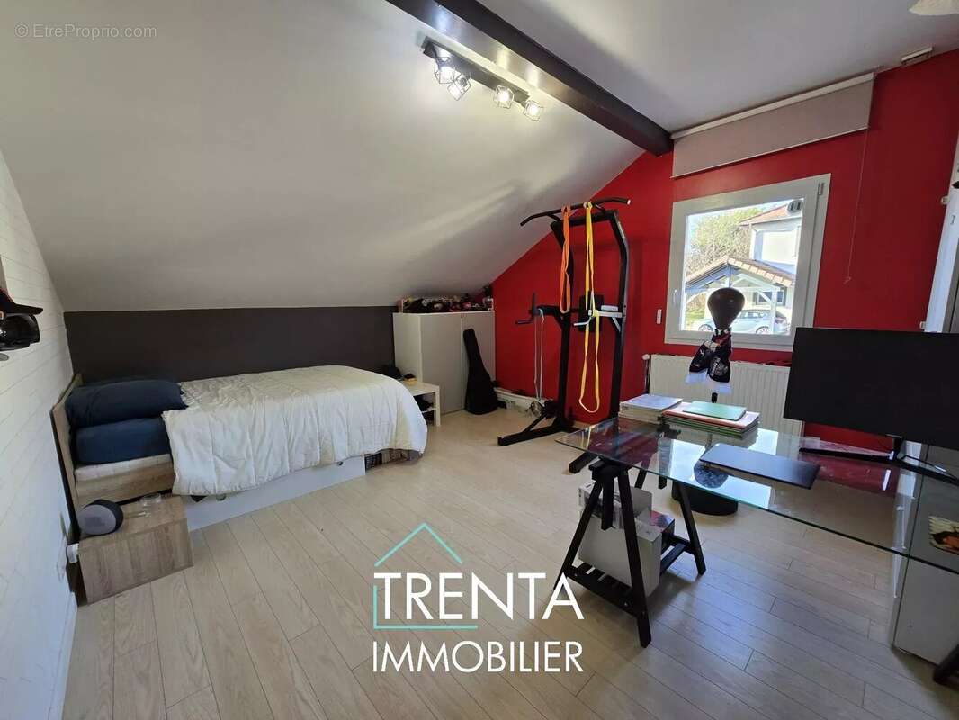 Maison à SAINT-JEAN-DE-MOIRANS