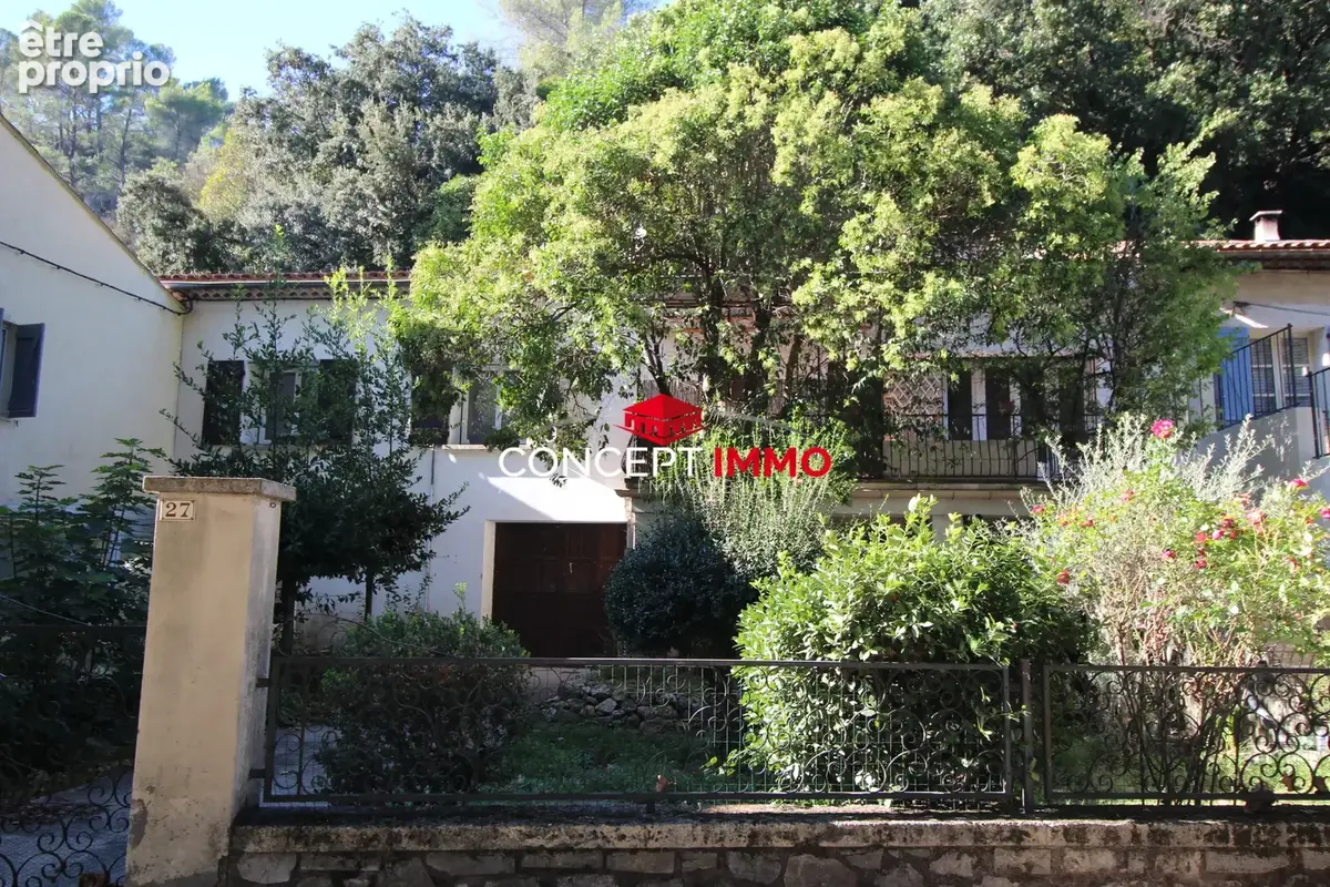 Appartement à MEOUNES-LES-MONTRIEUX