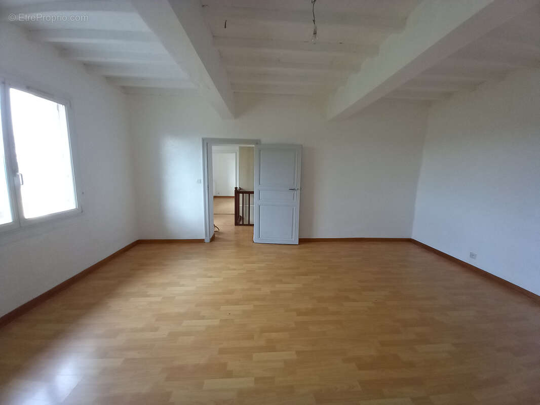 Maison à L&#039;ISLE-JOURDAIN