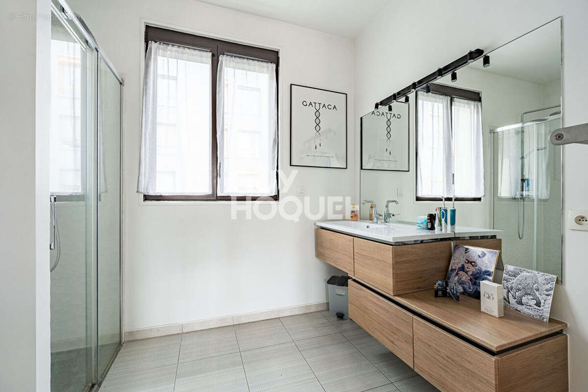 Maison à ASNIERES-SUR-SEINE