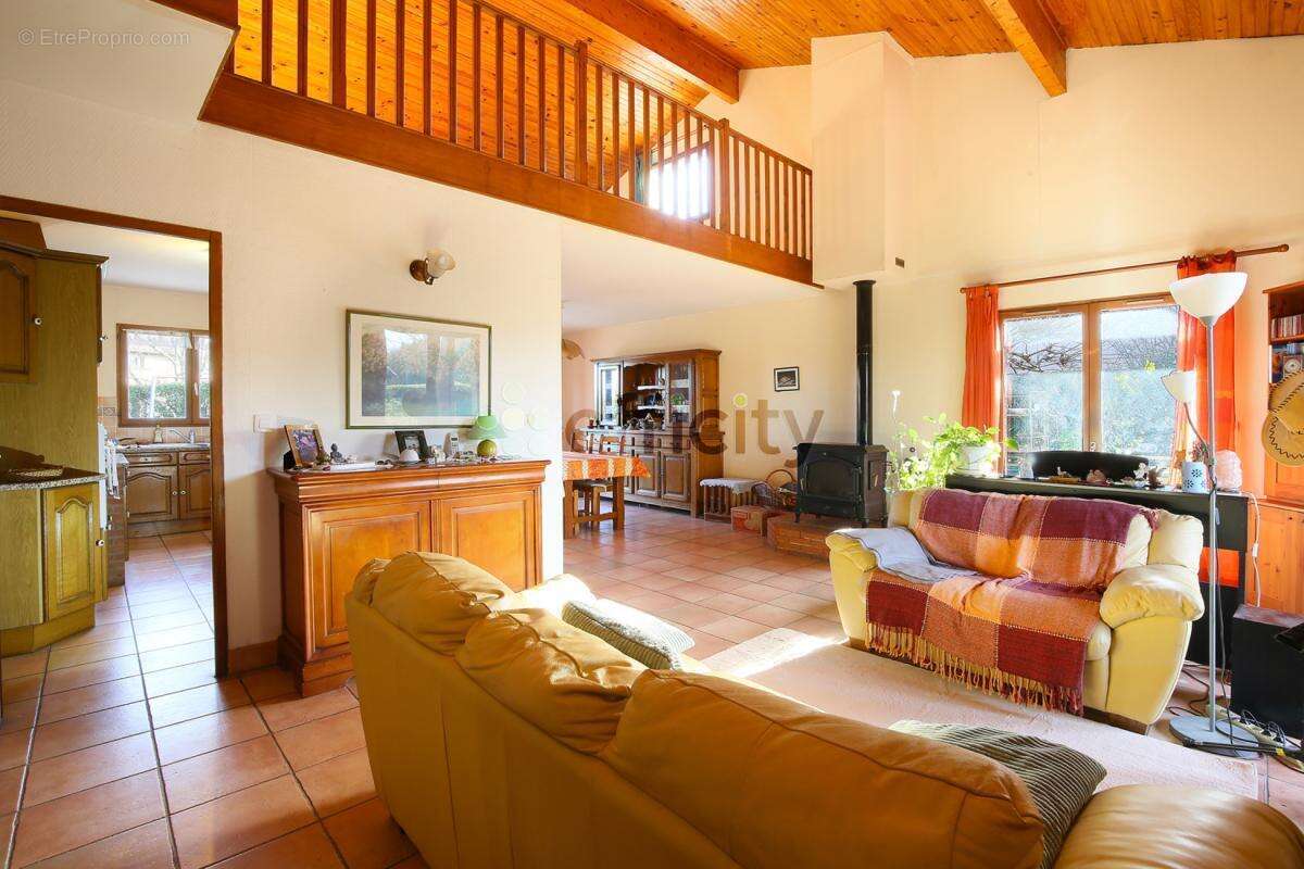 Maison à SAINTE-FOY-D'AIGREFEUILLE