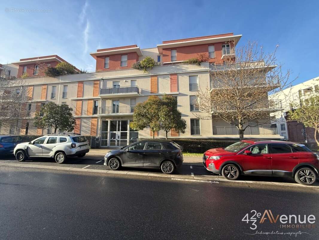 Appartement à SAINT-ETIENNE