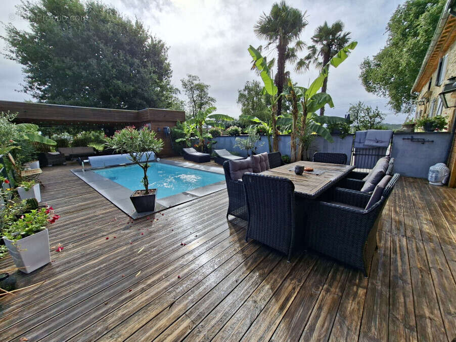 Maison à L&#039;ISLE-EN-DODON