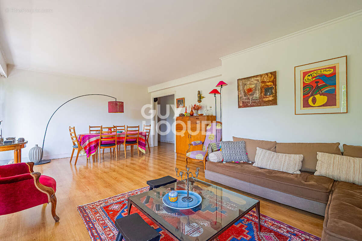Appartement à PARIS-12E