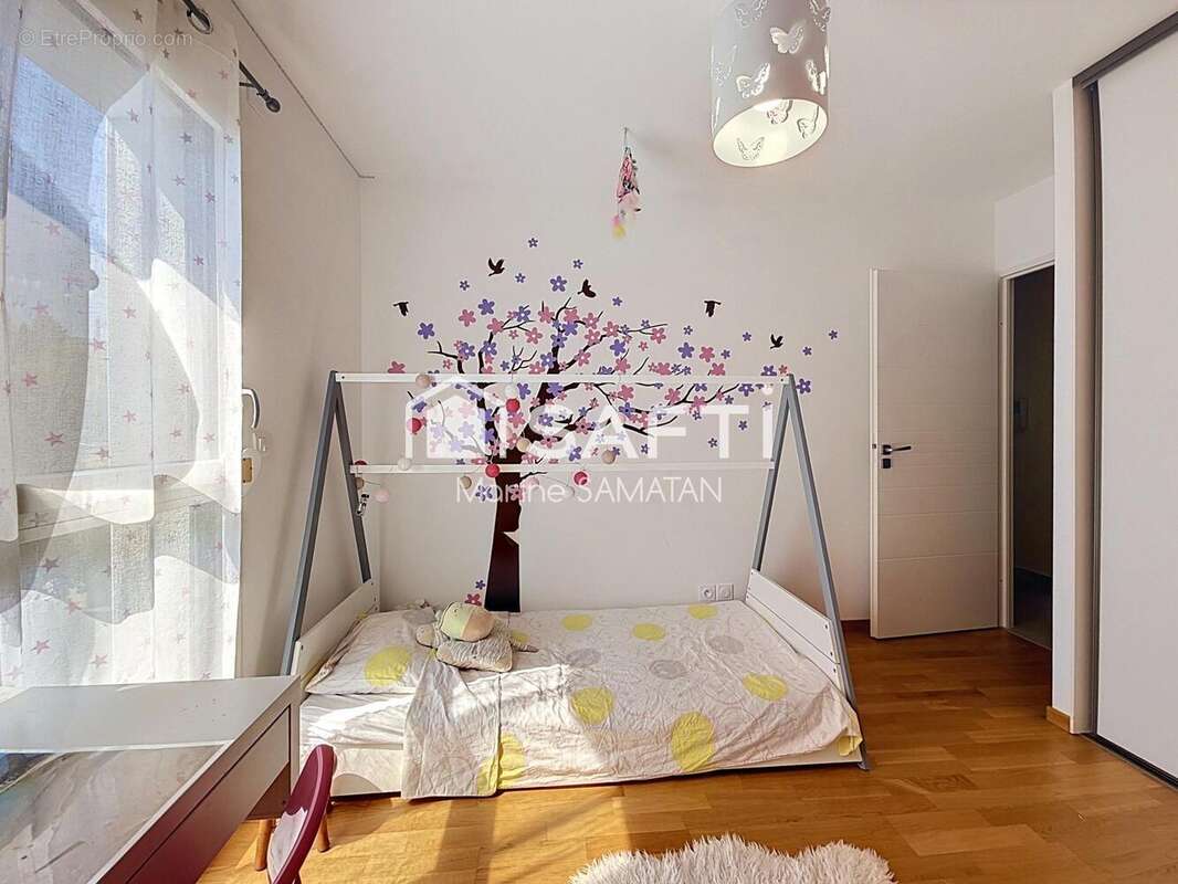 Appartement 118 m² à Feigeres  - photo 8