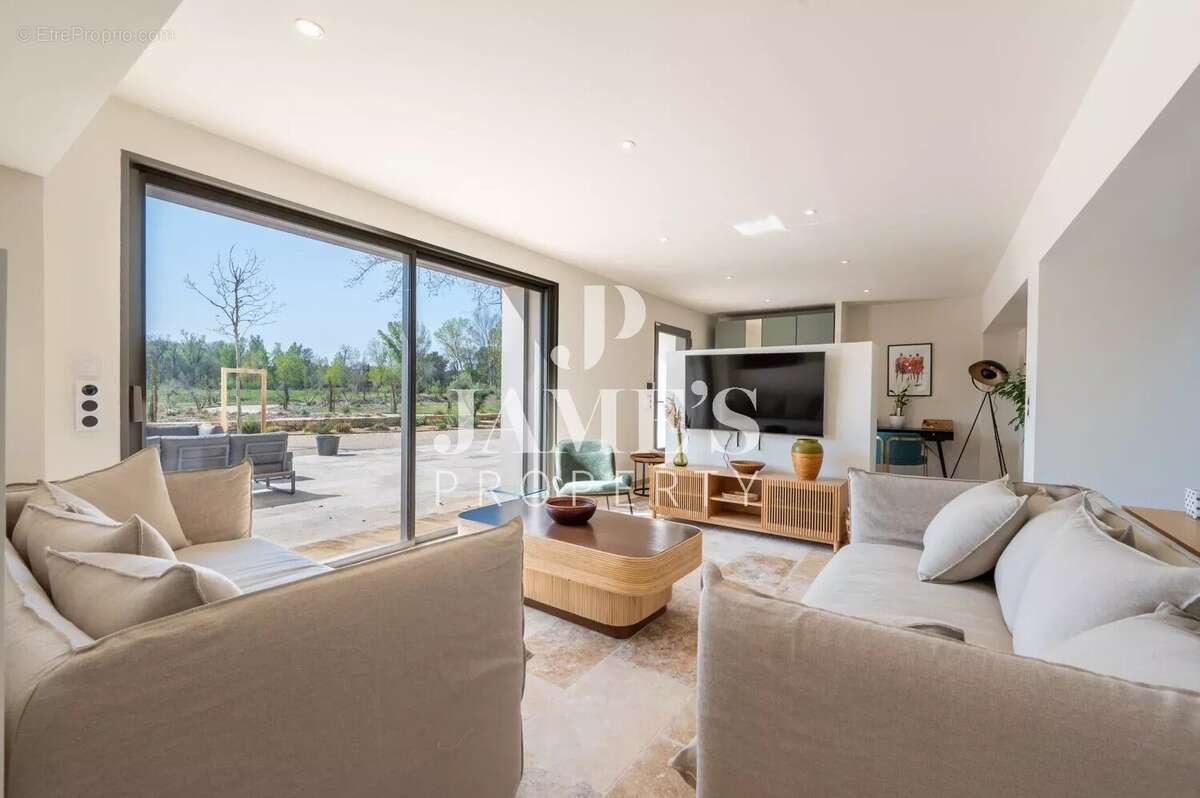 Maison 210 m² à Maussane-Les-Alpilles  - photo 5