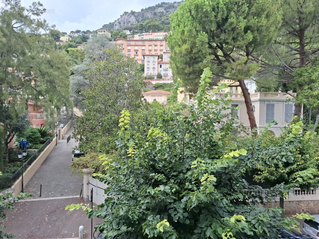 Appartement à BEAULIEU-SUR-MER