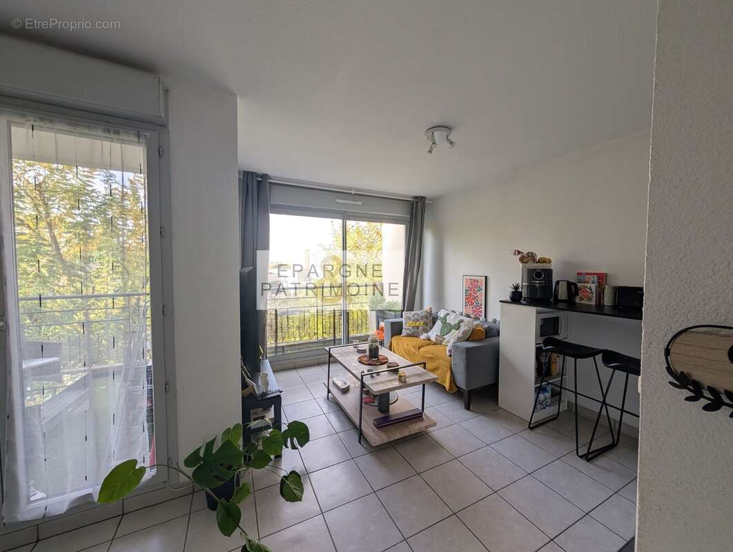 n°6 - Appartement à LYON-8E