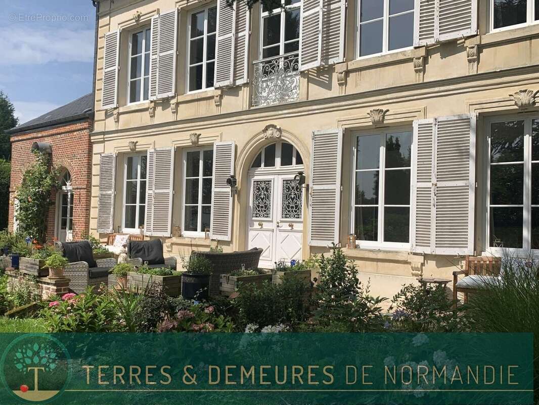 LISIEUX (CALVADOS) : belle maison bourgoise de fin XIX ème siècle - photo 3
