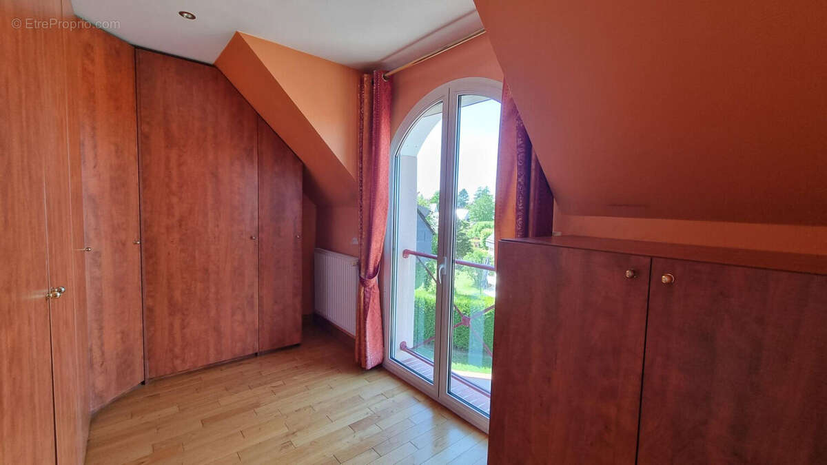 Maison à LE MESNIL-ESNARD