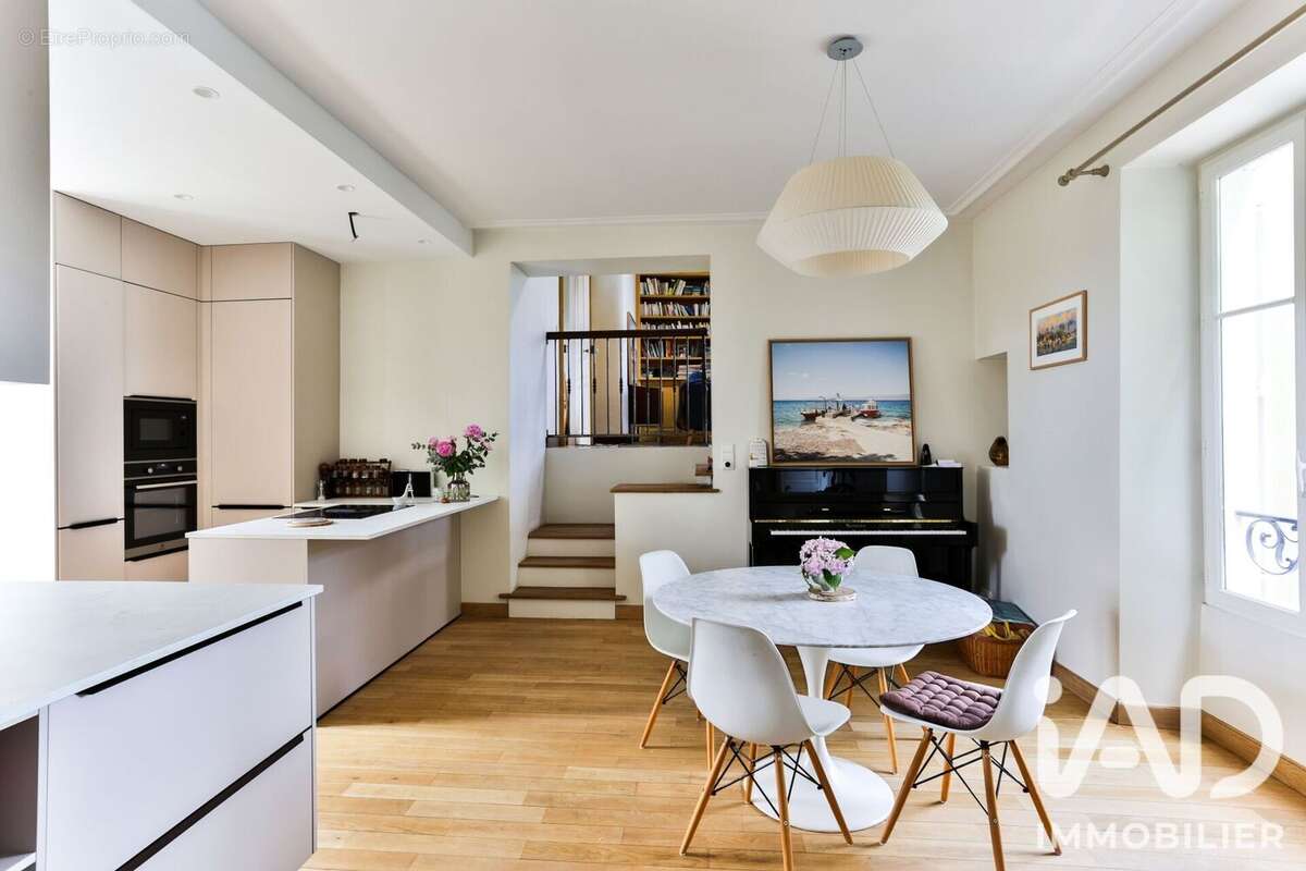 Maison 197 m² à Reze  - photo 3
