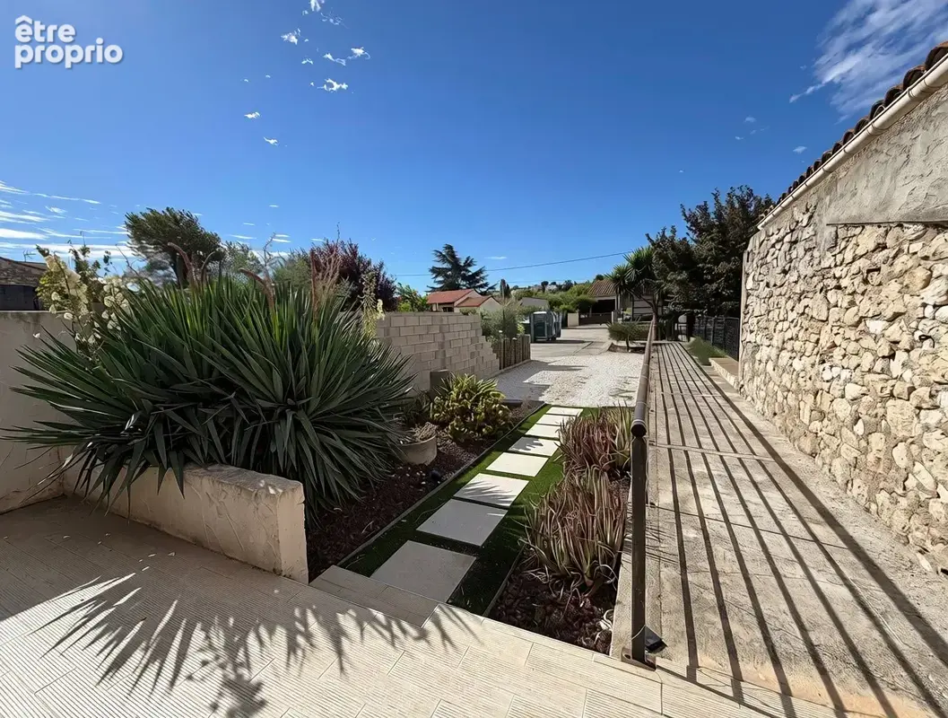 Maison de village + local commercial à vendre à Salles d'Aude - photo 8